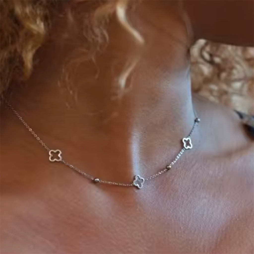 Clover Short Necklace